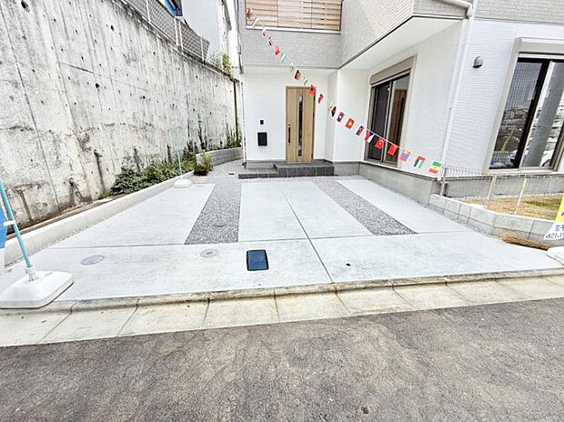 ■快適な駐車スペースで安心