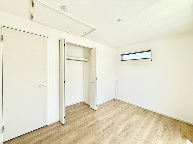 ■落ち着いた色合いのお部屋で穏やかな時間を楽しめます