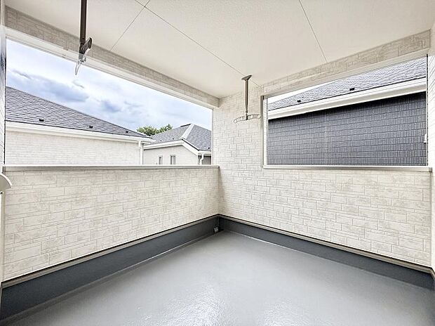 ■ 季節の移ろいを感じられる開放的な空間です