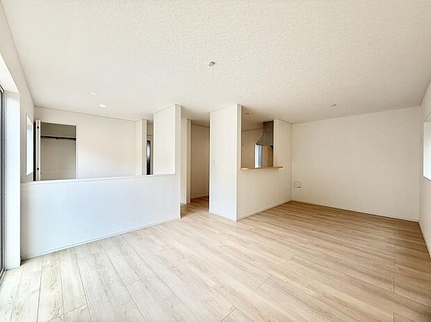 ■くつろぎと笑顔が集まる、心温まるリビング