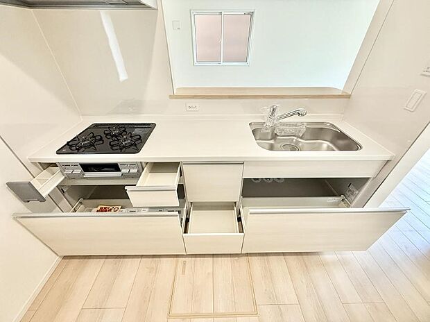 ■料理がもっと楽しくなる、快適なキッチン空間