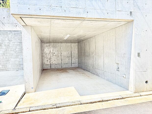 ■自宅にカースペースがあると助かります