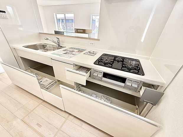 ■料理がもっと楽しくなる、快適なキッチン空間