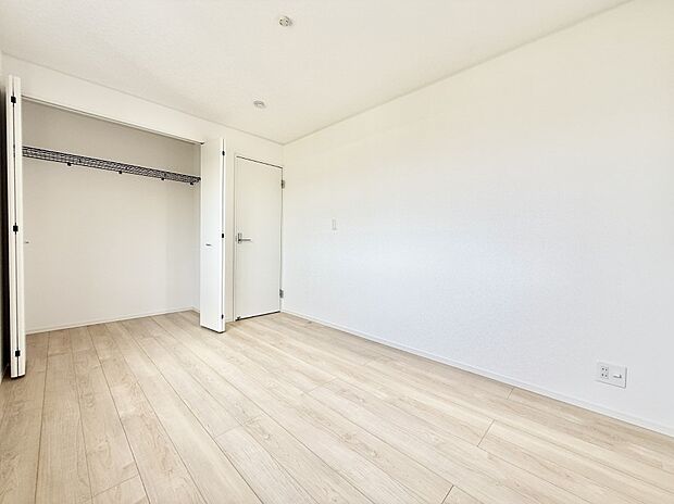 ■落ち着いた雰囲気のお部屋で心が安らぐ空間