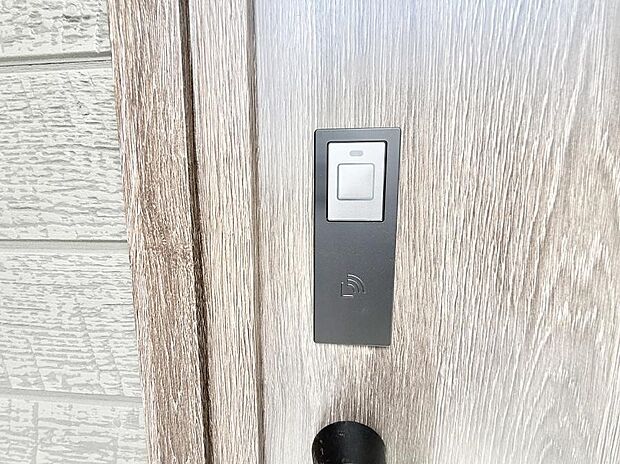 ■鍵を取り出さずに便利に操作できて快適