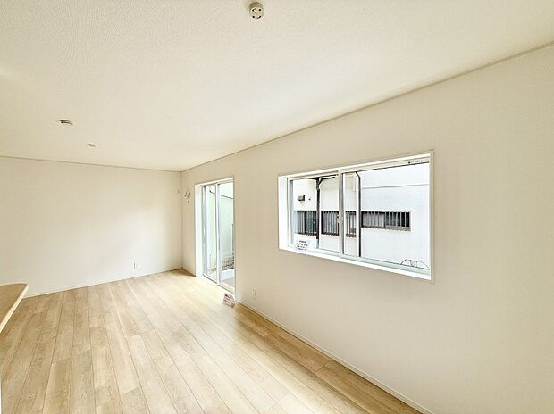 ■くつろぎと笑顔が集まる、心温まるリビング