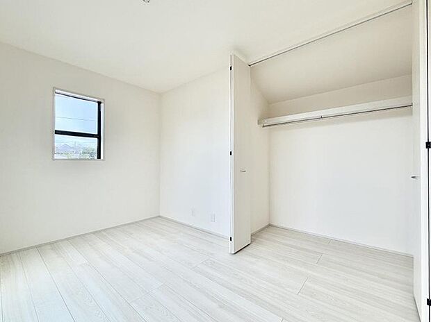 ■落ち着いた色合いのお部屋で穏やかな時間を楽しめます