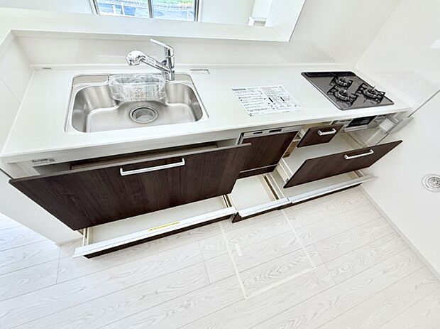 ■美味しい時間が生まれる、笑顔あふれるキッチン