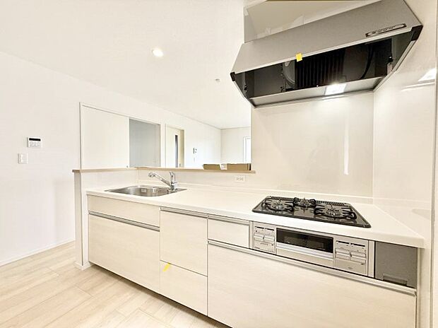 ■家族の絆を深める、温もりのあるキッチン