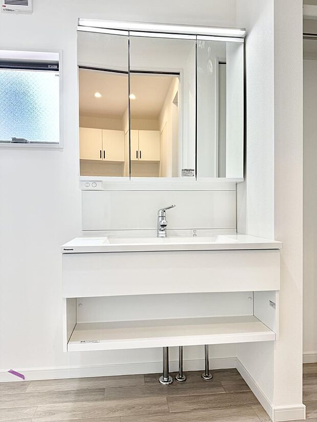 ■朝の準備がスムーズにできる広さです