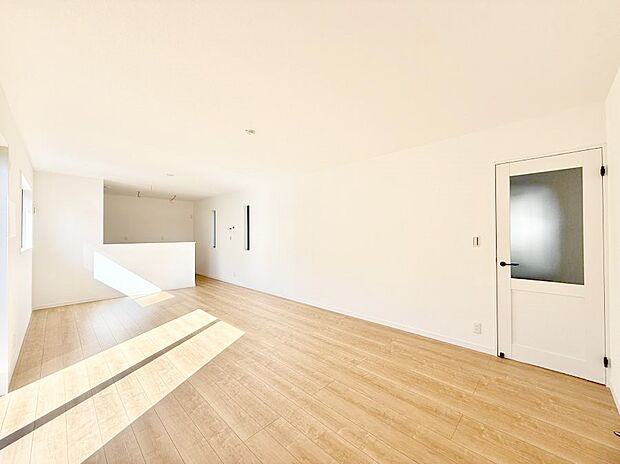 ■くつろぎと笑顔が集まる、心温まるリビング