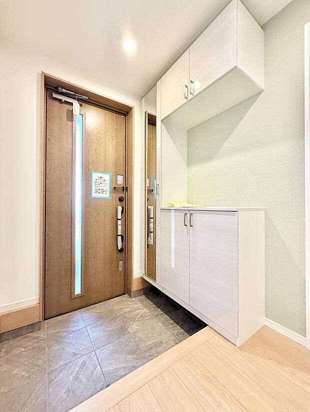 ■ ここから始まる一日、すっきり整った玄関