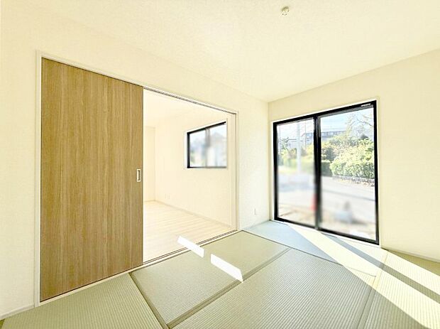 1号棟 ■陽射しが差し込む暖かいお部屋