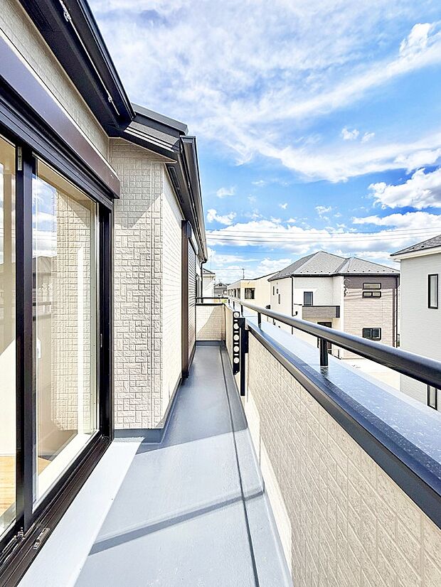 ■ 季節の移ろいを感じられる開放的な空間です