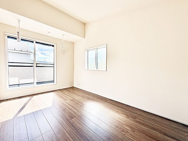 ■落ち着いた雰囲気のお部屋で心が安らぐ空間