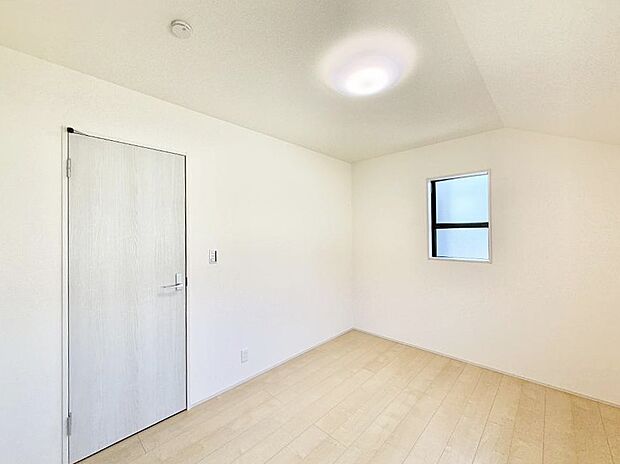 ■心地よい雰囲気が漂う落ち着いた空間