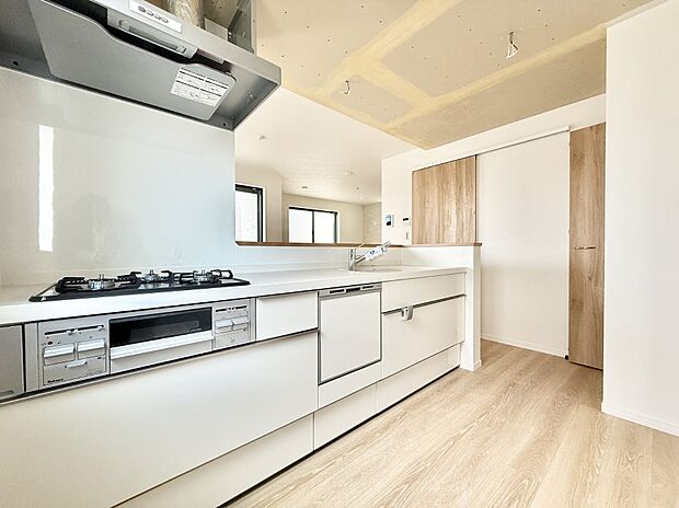 ■料理がもっと楽しくなる、快適なキッチン空間