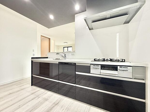 ■美味しい時間が生まれる、笑顔あふれるキッチン