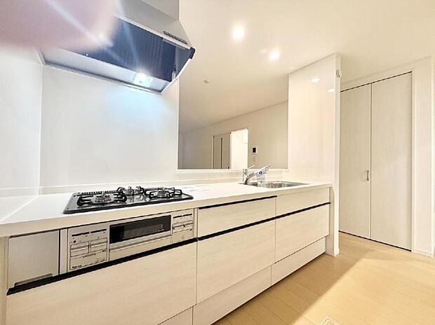 ■家族の絆を深める、温もりのあるキッチン