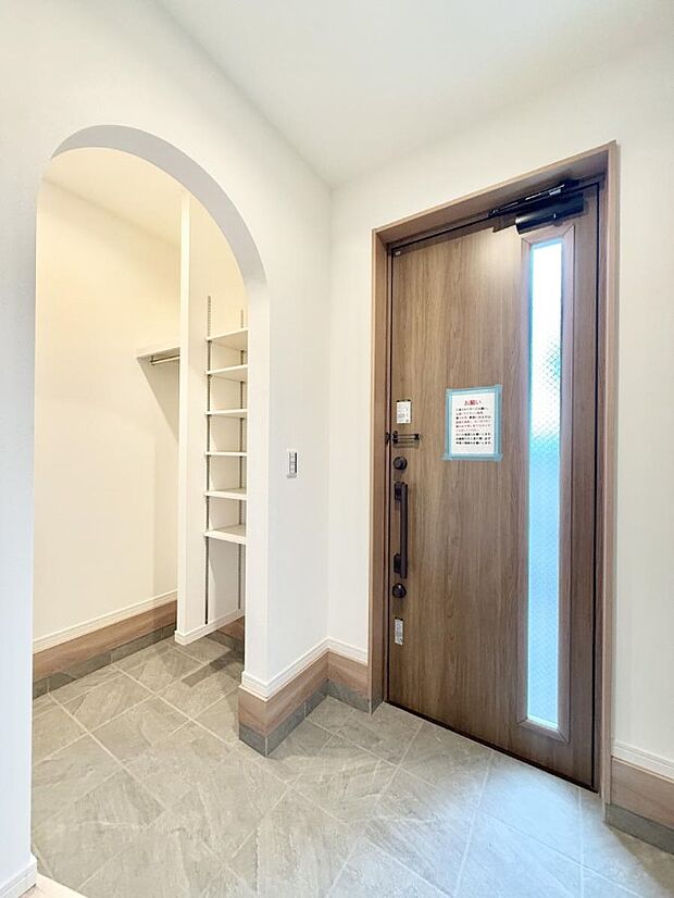 ■ シンプルで美しく、快適な暮らしの入り口