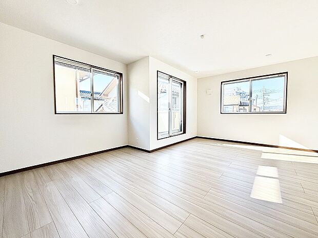 ■くつろぎと笑顔が集まる、心温まるリビング