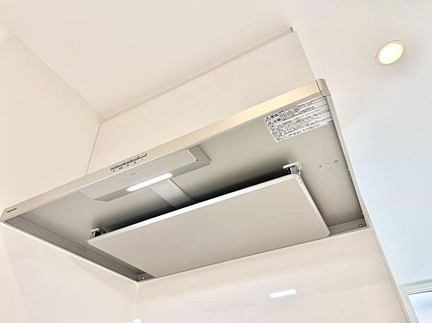 ■調理時の蒸気や匂いが換気扇に誘導され、効率的に排煙ができます。