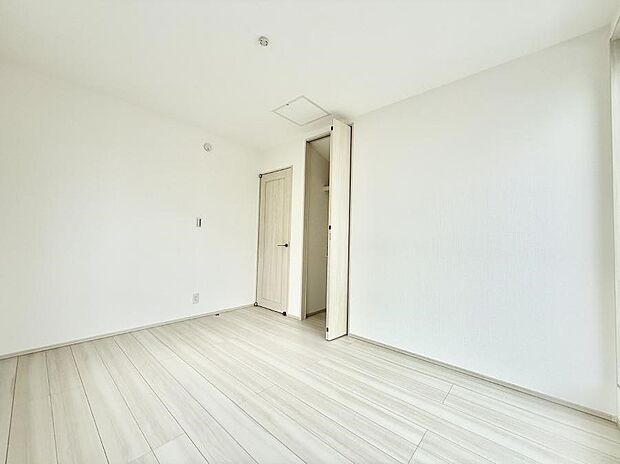 ■落ち着いた色合いのお部屋で穏やかな時間を楽しめます