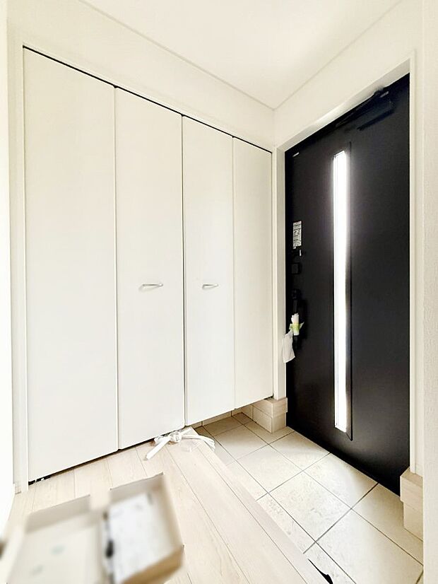 ■ ここから始まる一日、すっきり整った玄関