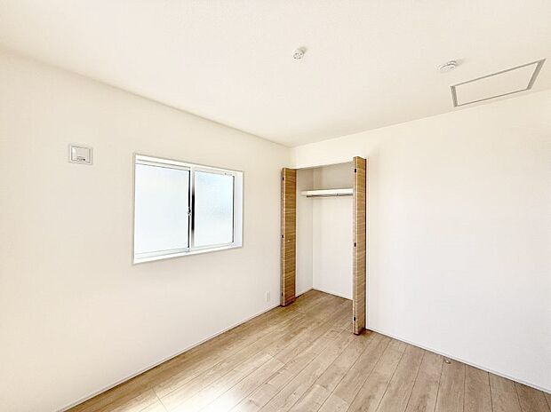 ■陽射しが差し込む暖かいお部屋