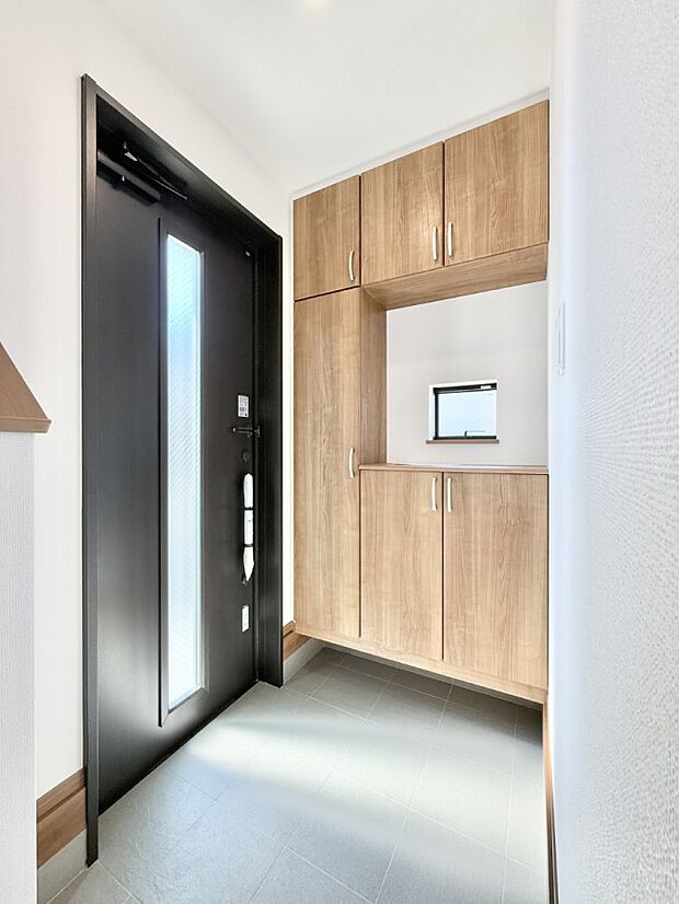 ■玄関はお家の顔！おしゃれな玄関でお客様をお迎え！