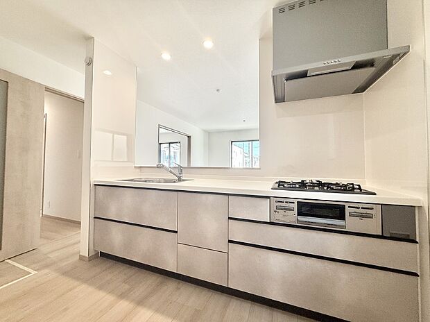 ■シンプルで美しく心地よい時間を生むキッチン空間