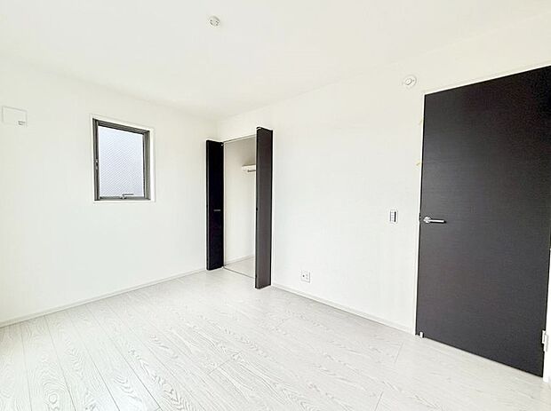 ■落ち着いた色合いのお部屋で穏やかな時間を楽しめます