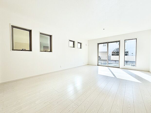 ■くつろぎと笑顔が集まる、心温まるリビング