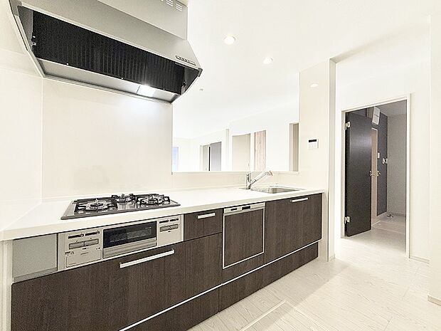 ■美味しい時間が生まれる、笑顔あふれるキッチン