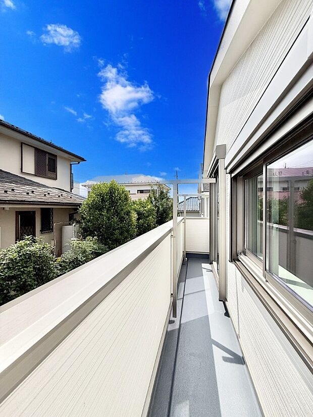 ■ 季節の移ろいを感じられる開放的な空間です