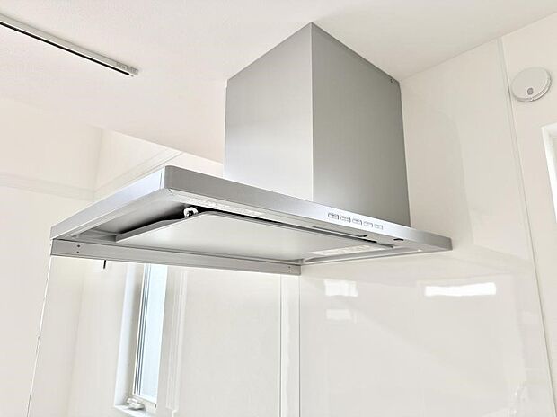 ■調理時の蒸気や匂いが換気扇に誘導され、効率的に排煙ができます。