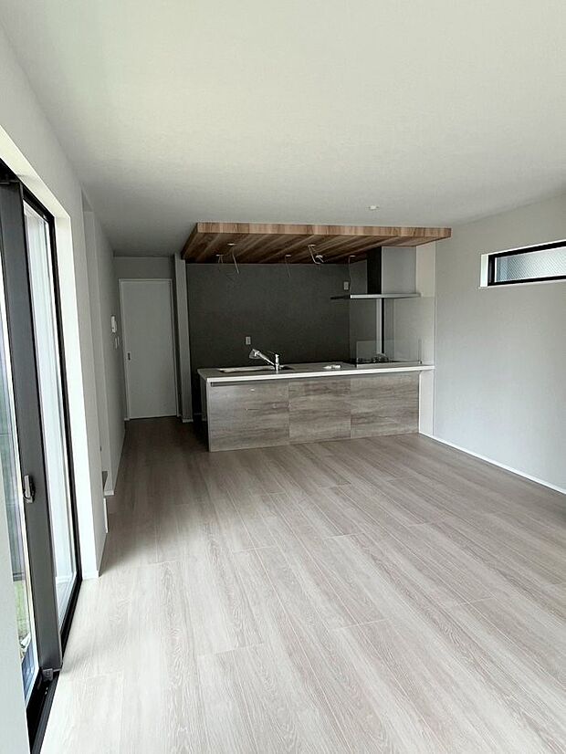 ■インテリアを考えるのが楽しみな広いリビングです！