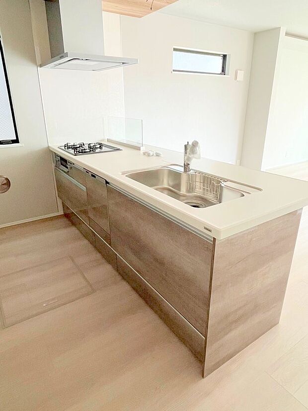 ■広々キッチンでお子さんも一緒にお手伝いできます！