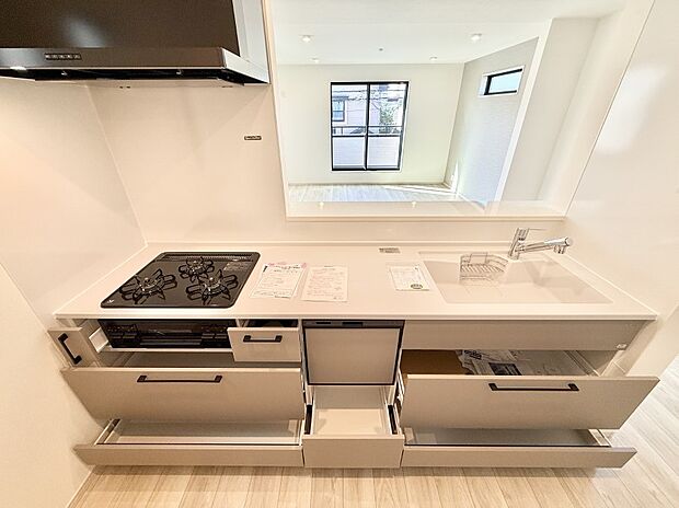 ■美味しい時間が生まれる、笑顔あふれるキッチン