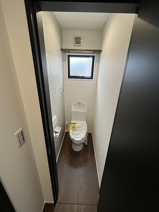 ■清潔で環境にも優しいシャワートイレ