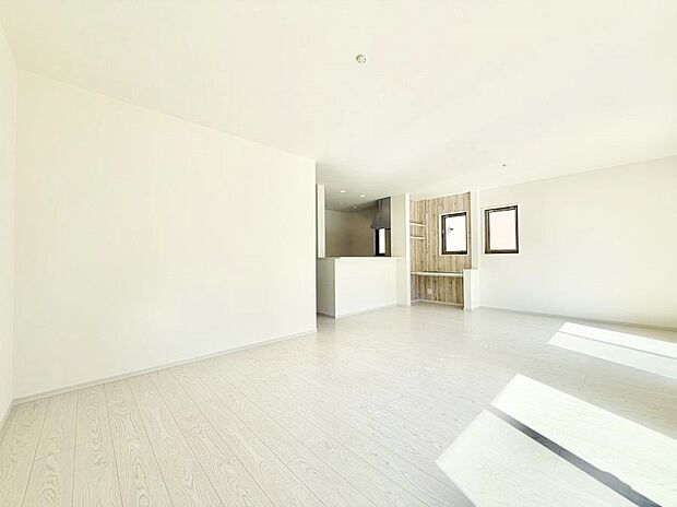 ■くつろぎと笑顔が集まる、心温まるリビング