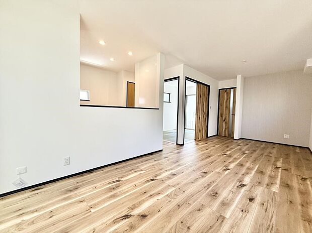 ■心落ち着く場所、ゆったり過ごせるリビング