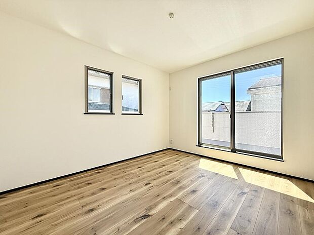 ■落ち着いた雰囲気のお部屋で心が安らぐ空間