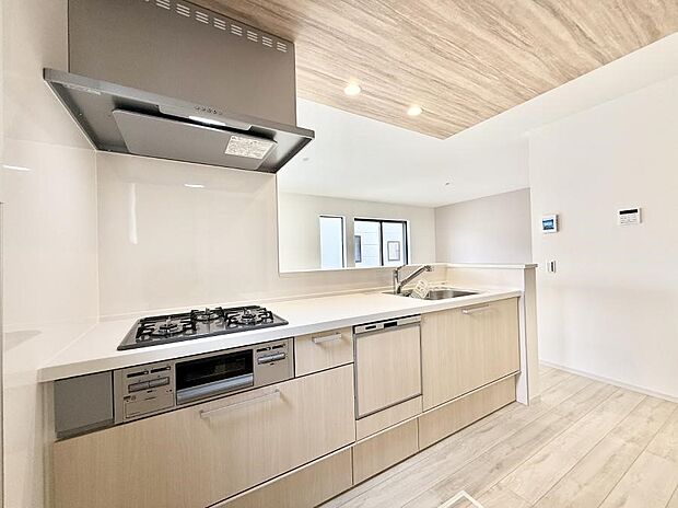 ■家族の絆を深める、温もりのあるキッチン