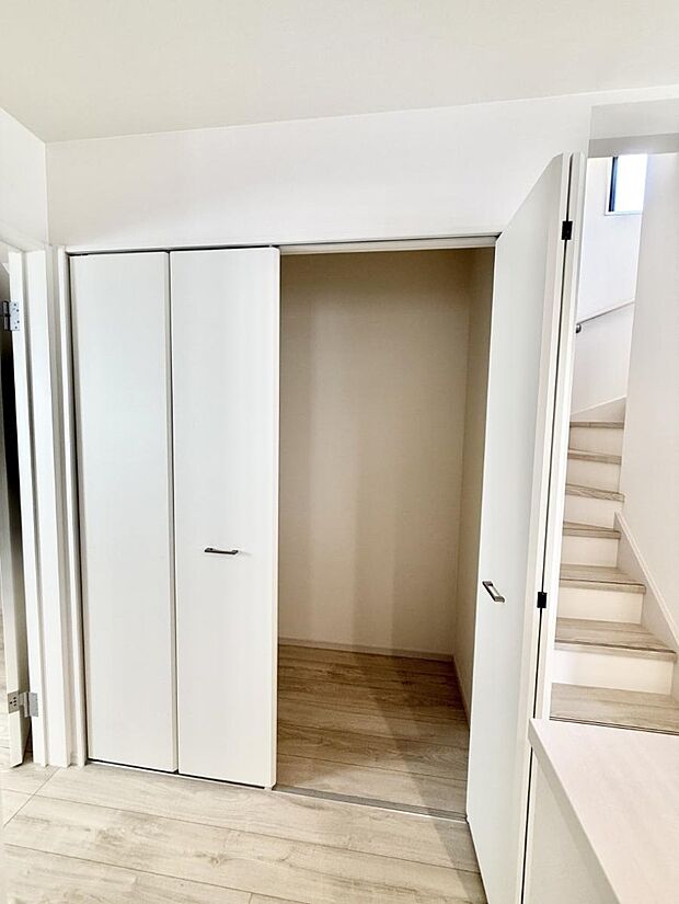 ■プラスαの収納スペース  