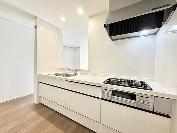 ■シンプルで美しく心地よい時間を生むキッチン空間