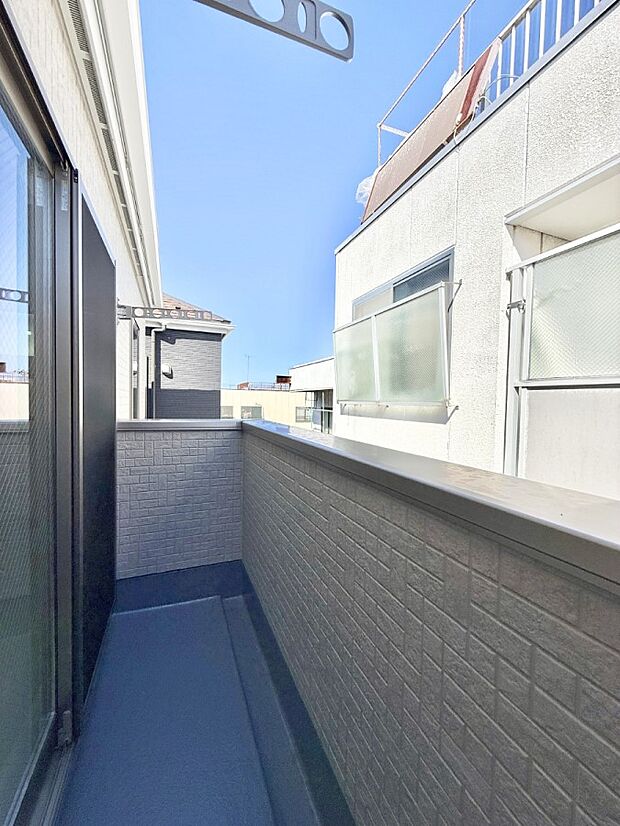 ■ 季節の移ろいを感じられる開放的な空間です