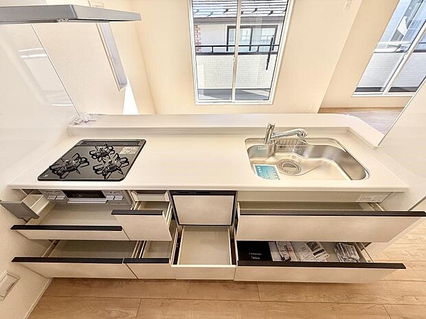 ■料理がもっと楽しくなる、快適なキッチン空間