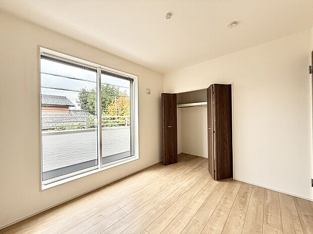 ■落ち着いた色合いのお部屋で穏やかな時間を楽しめます