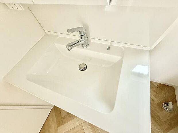 ■手洗いや顔を洗う時も快適に使える便利なシャワー